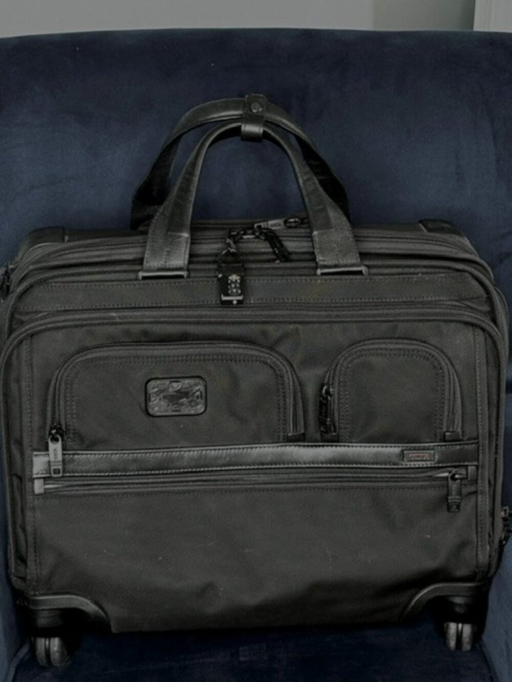 TUMI - Alpha Deluxe Expandable Laptop Wheeled Brief